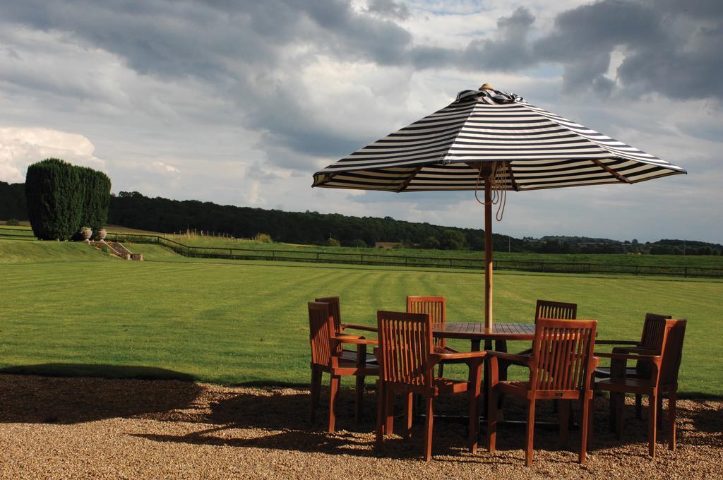 Walton Hall Hotel & Spa By Sunday Wellesbourne Restaurant photo